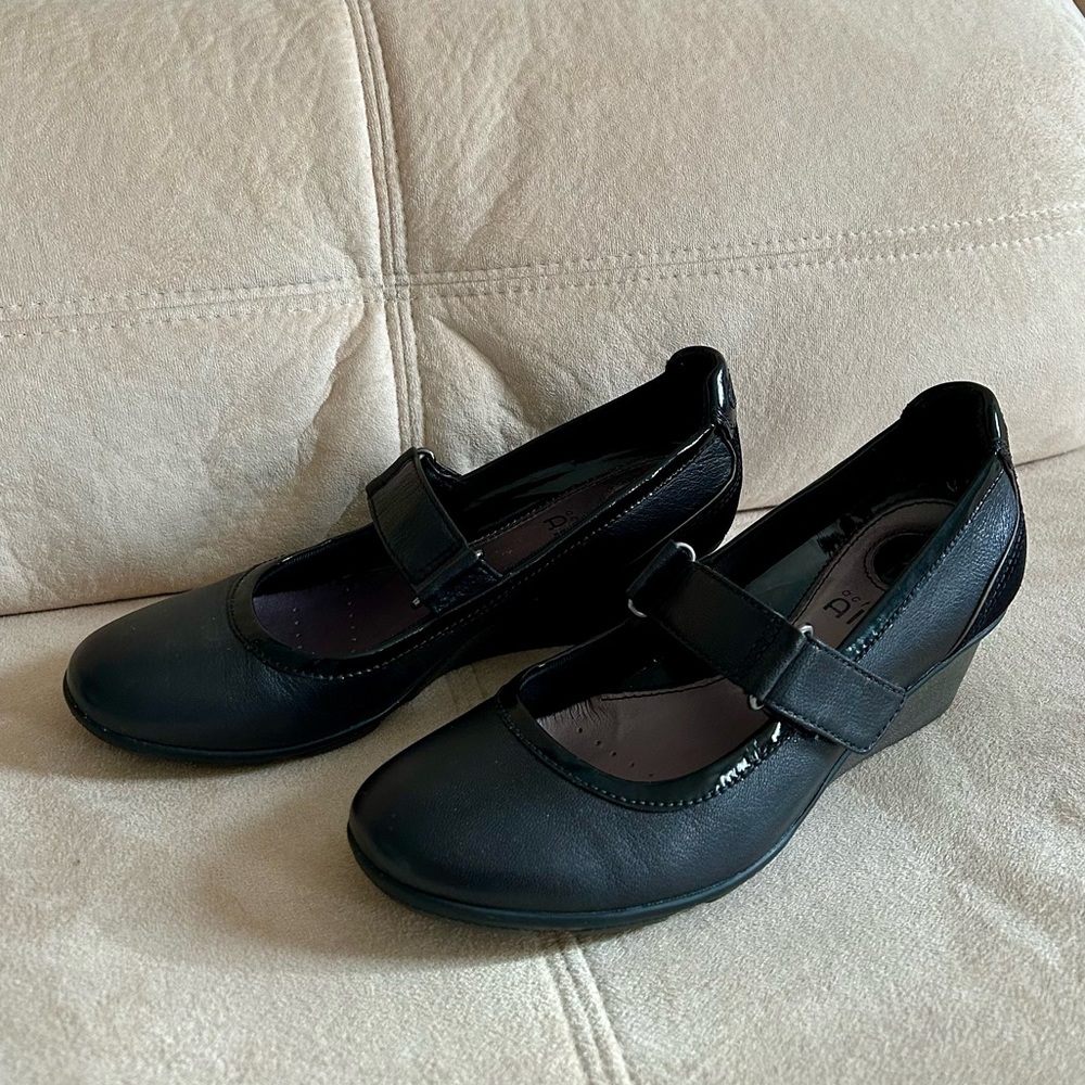 Clarks Active Air Mary Jane Black Leather Stylish, Comfort Wedge Shoes